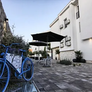 https://hd-beach-house-i.hotelinzadar.com